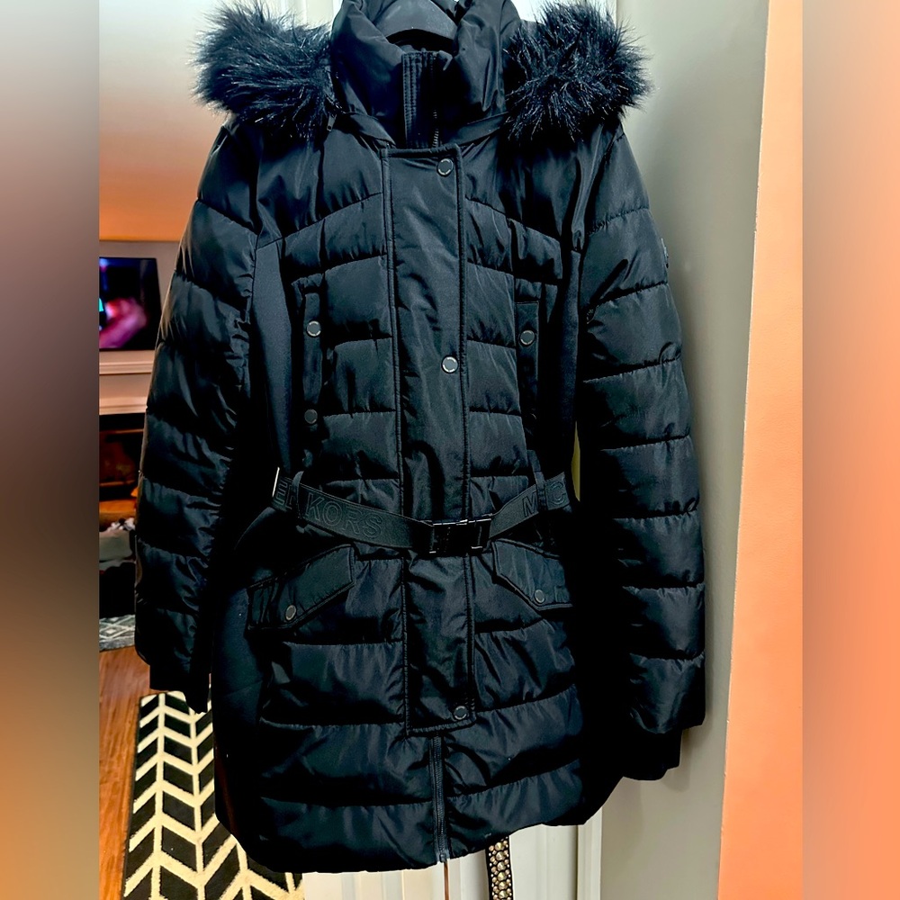 Michael Kors Puffer Winter Jacket with faux fur removable hood.  Size XL